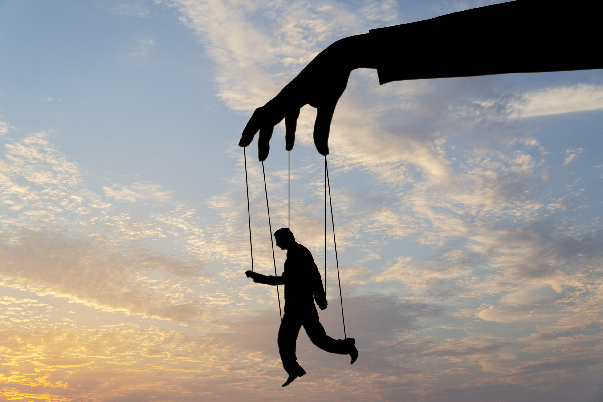 Gaslighting - ce este, cum îl recunoști și cum te poți elibera🔥🪞 2 - psihiatrie, psihologie Gaslighting, o formă de manipulare